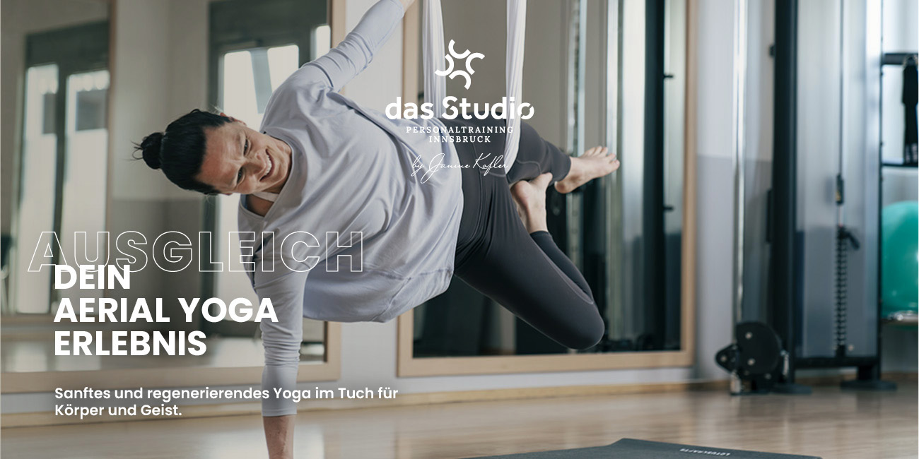 AERIAL YOGA im das Studio Personaltraining Innsbruck.