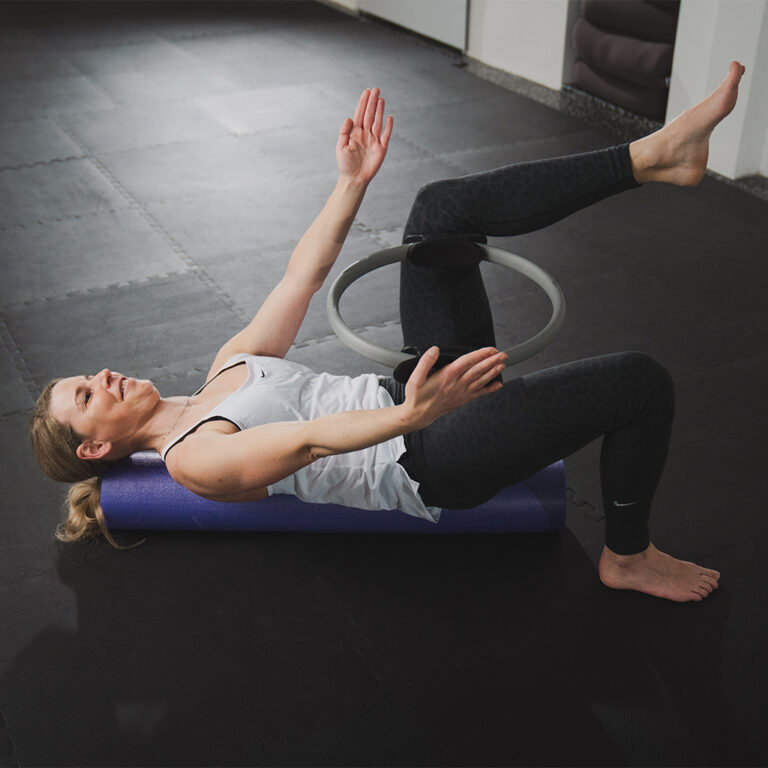 Yogilates – eine einzigartige Trainingsmethode, die Elemente von Yoga und Pilates vereint.